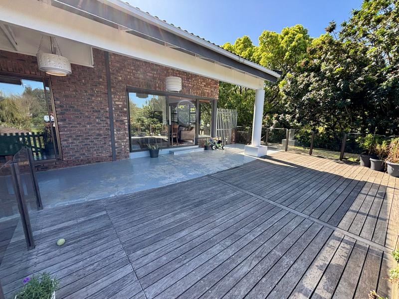5 Bedroom Property for Sale in Denver Park Western Cape